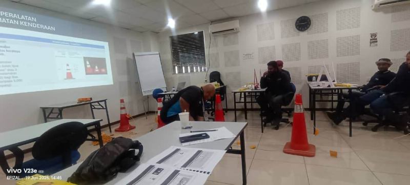 Training-Driver-Pengenalan-Pengendalian-Pemanduan-Kenderaan-Berat-5